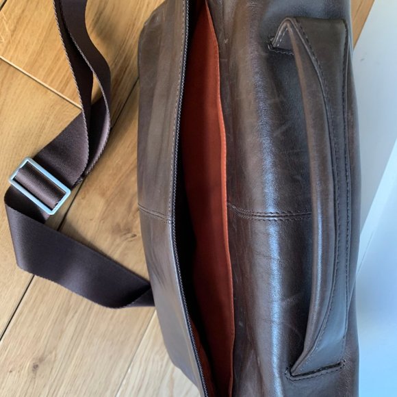 NWOT Knomo London Brown Bungo Messenger Bag